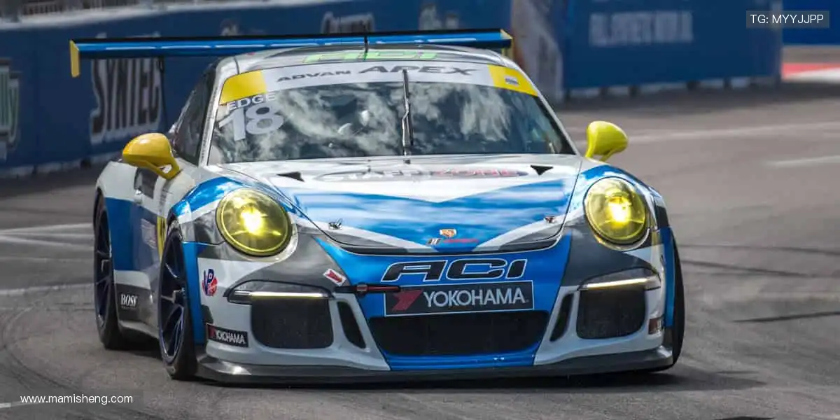 🎁 周边好物，把赛场带回家！